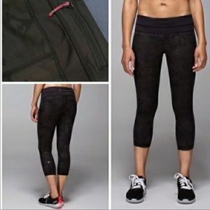 Lululemon CAMO run inspire crops size 10 worn once
